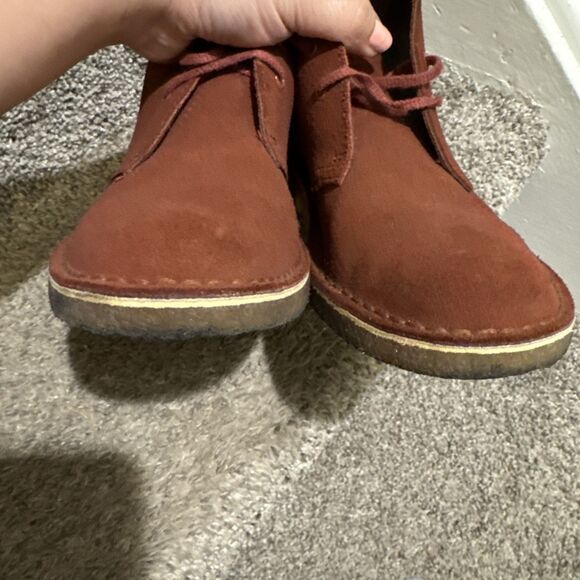 CLARKS ORIGINALS Women Suede Leather Lace Up Chukka Desert Shoes Boots Sz 9 Red - Picture 8 of 10